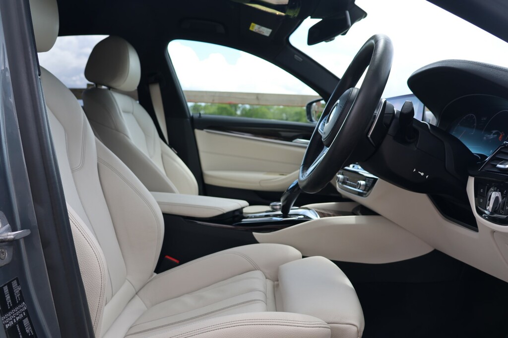 BMW 5 Series Se Grey #5