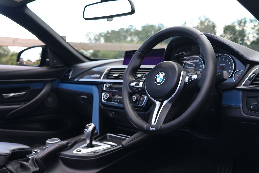 BMW M4 3.0 Biturbo 30 Jahre Edition Convertible Petro #6