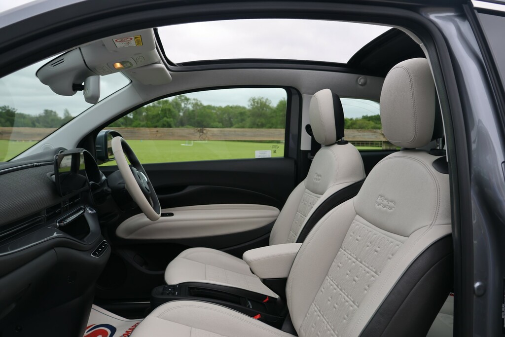 Fiat 500E Icon Green #8