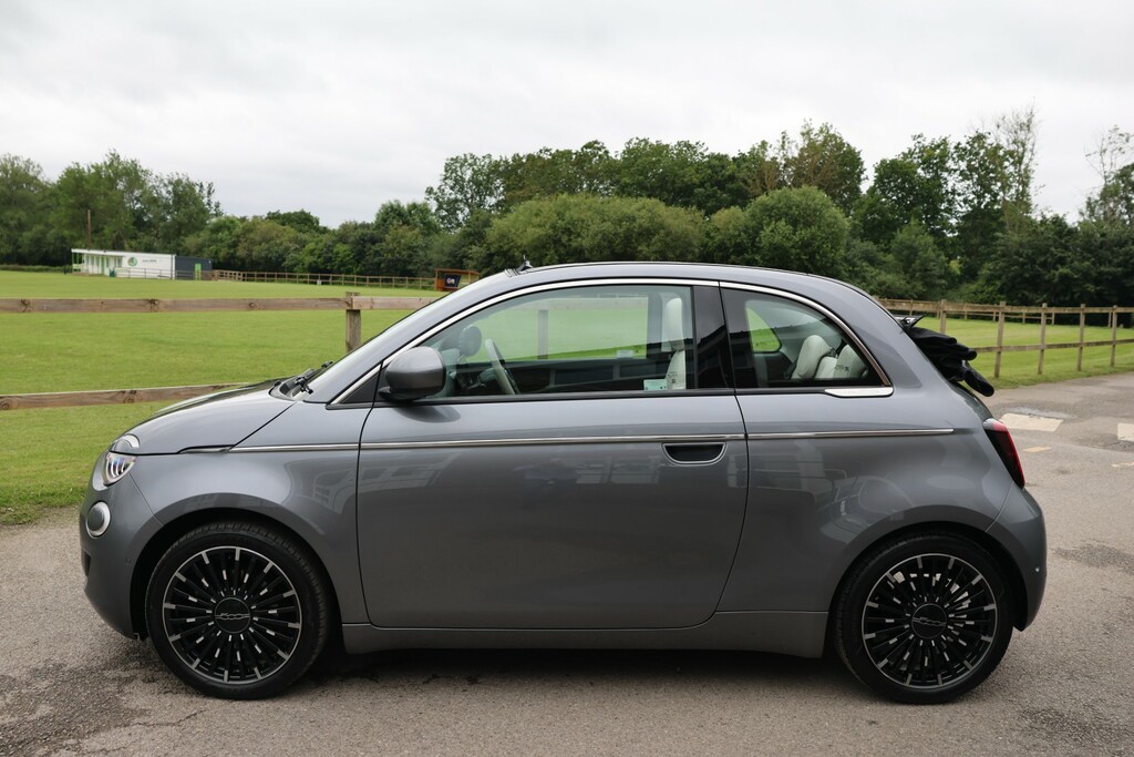 Fiat 500E Icon Green #12