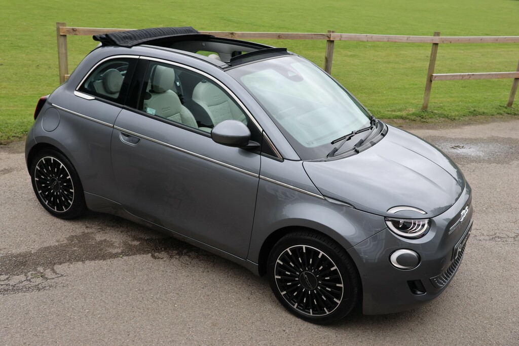 Fiat 500E 42Kwh La Prima Convertible 118 
