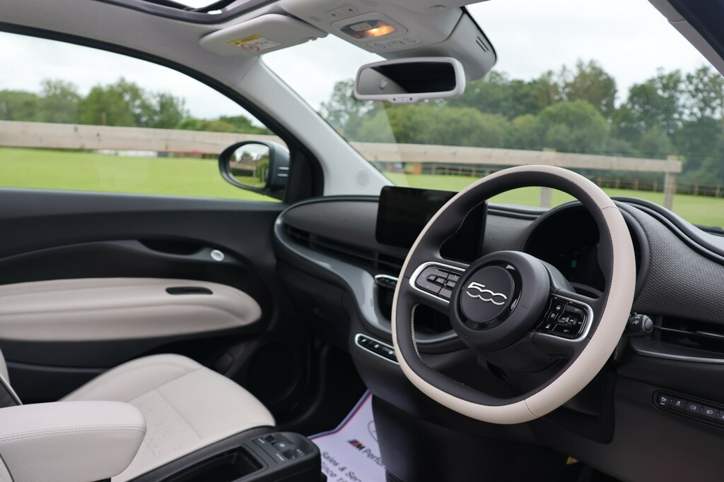 Fiat 500E 42Kwh La Prima Convertible 118  #6
