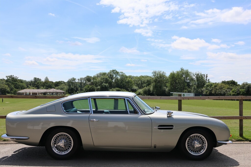 Aston Martin DB6 4.2 Mk I  #2