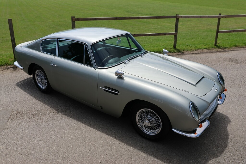 Aston Martin DB6 4.2 Mk I 