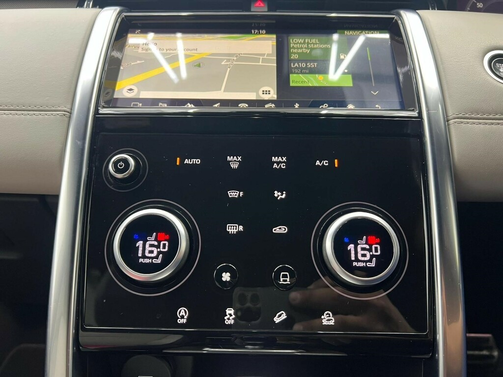 Land Rover Discovery Sport Se Tech Grey #36