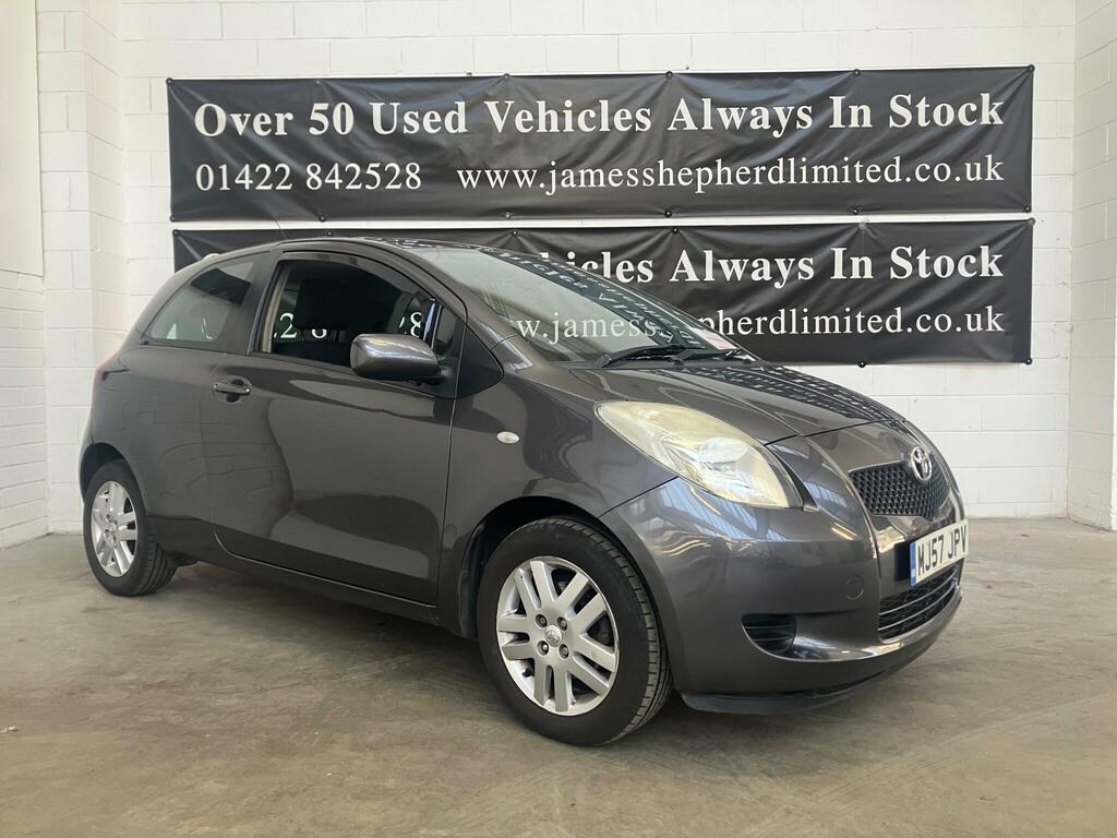 Toyota Yaris 1.3 Vvt-i Tr Grey #2