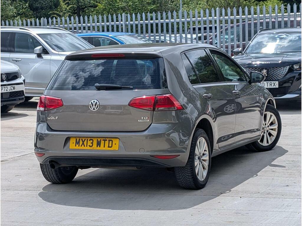 Volkswagen Golf Gti Performance Red #7
