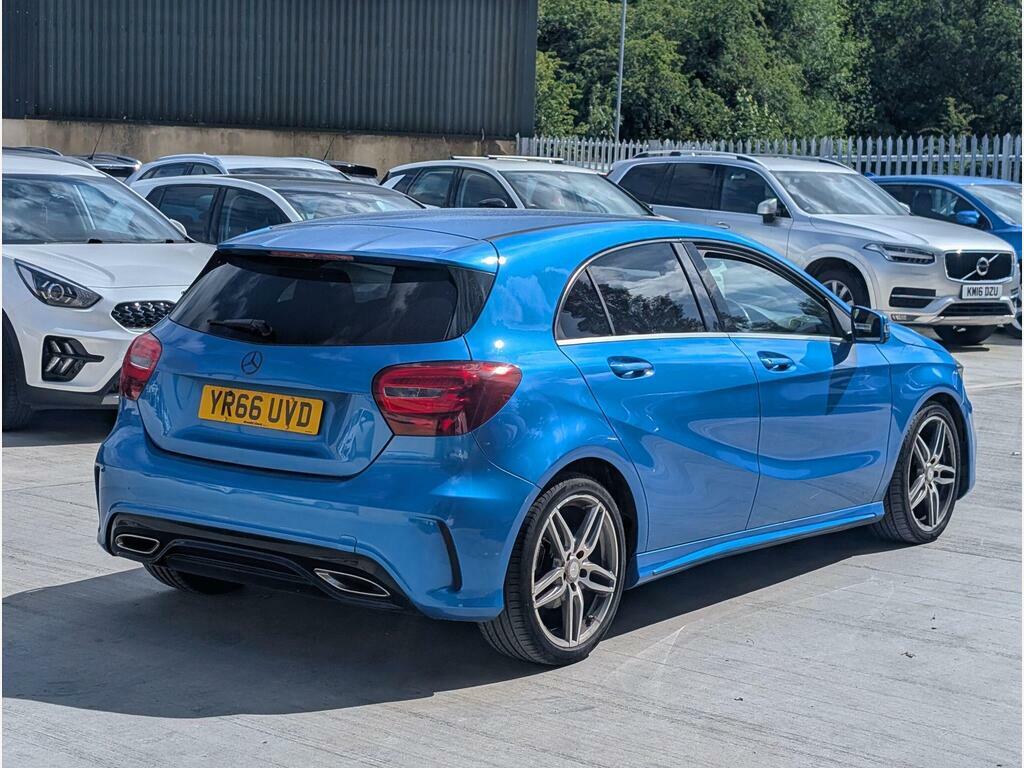 Mercedes-Benz A Class A180 Amg Line Premium Plus Red #3