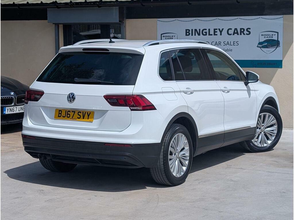 Volkswagen Tiguan Suv White #6