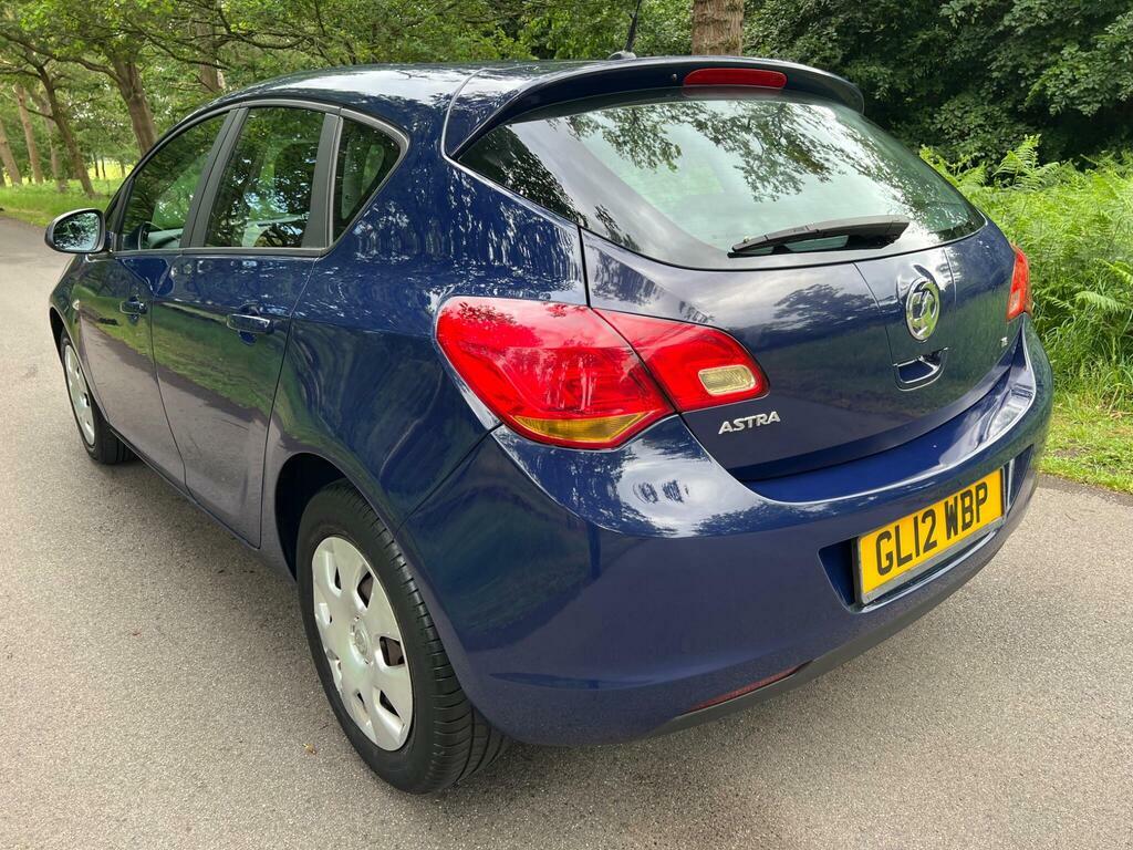 Vauxhall Astra 1.6 16V Exclusiv Euro 5 Blue #6