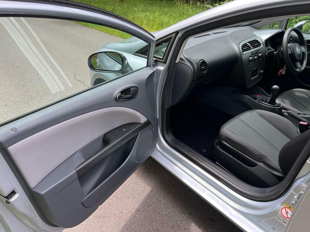 Seat Leon Hatchback 2.0 Tdi Fr Euro 4 200858 Black #16