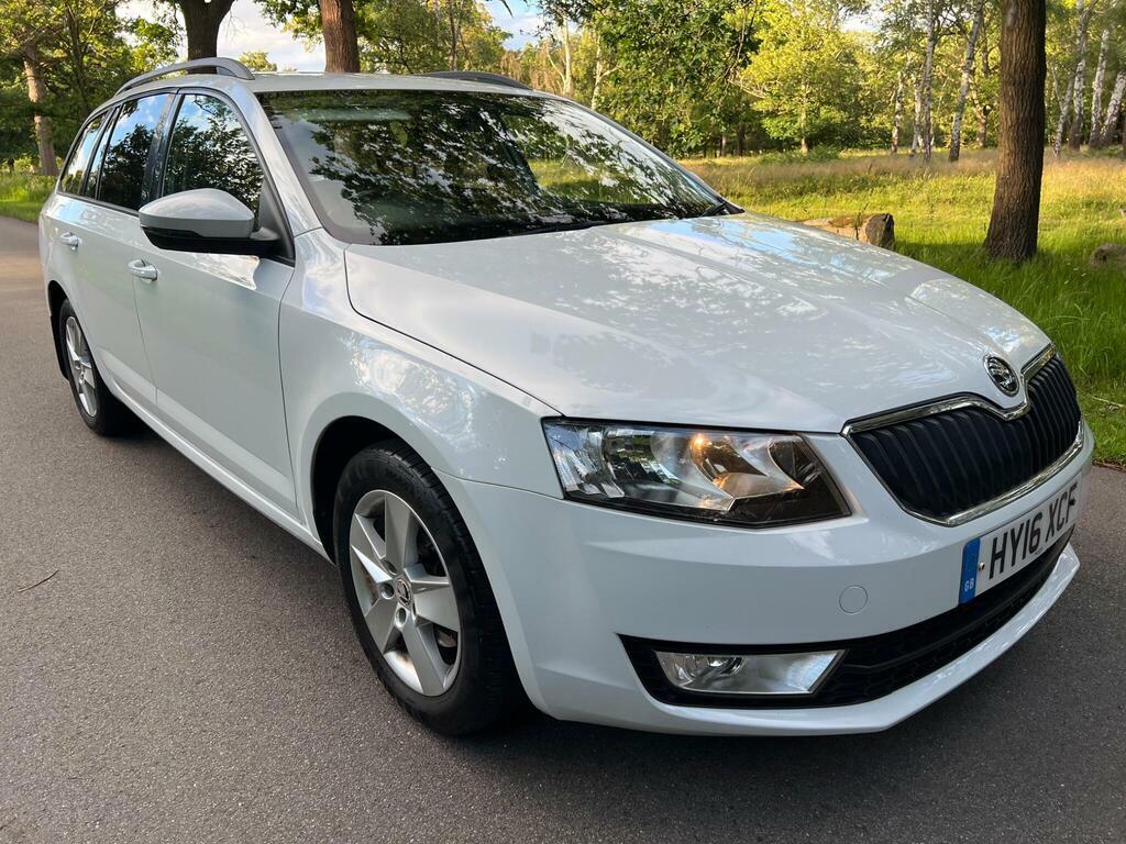 Skoda Octavia Hatchback Grey #9