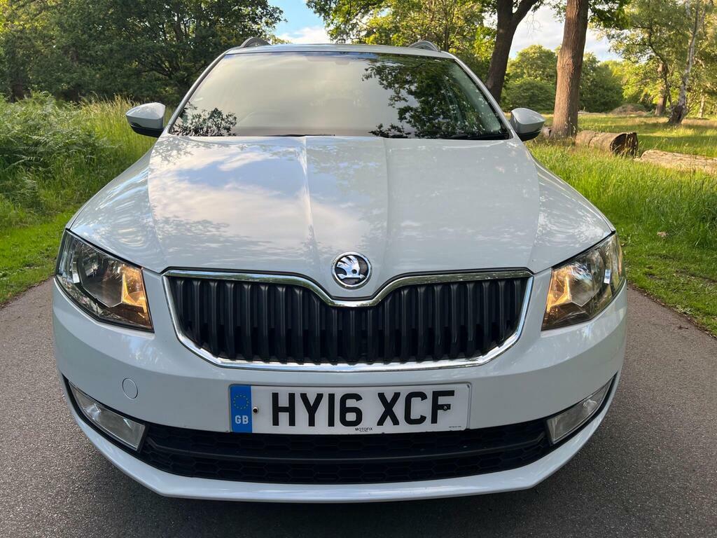 Skoda Octavia Hatchback Grey #8