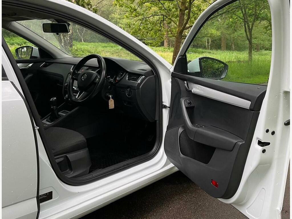 Skoda Octavia Hatchback Grey #13