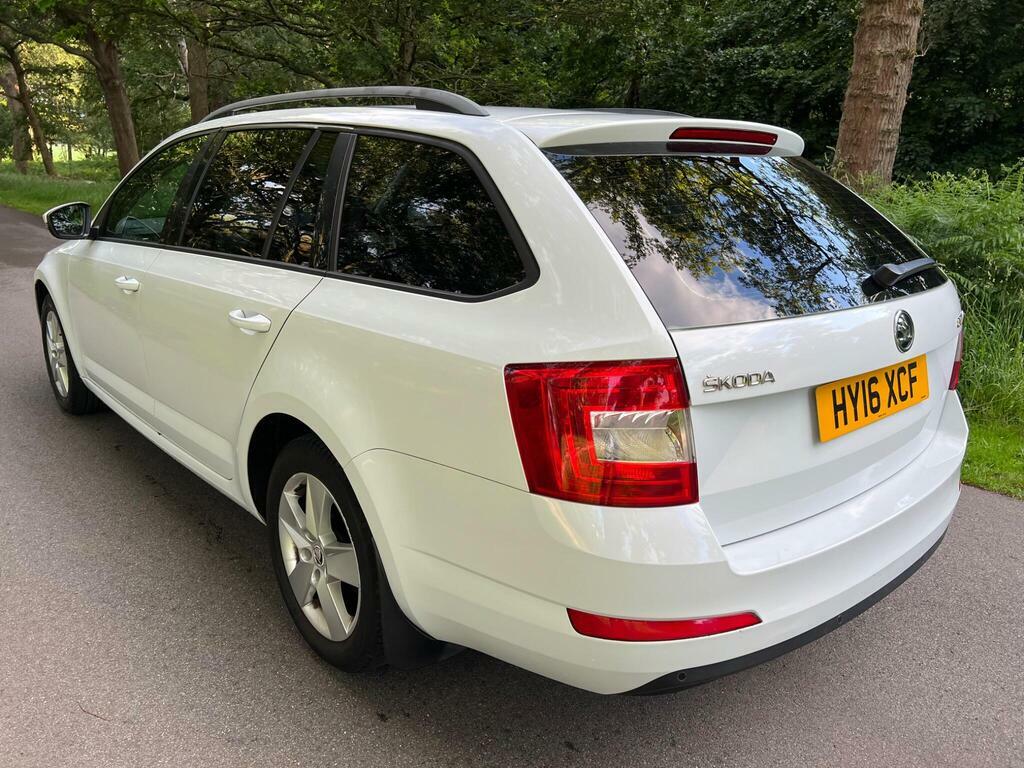 Skoda Octavia 1.4 Tsi Se Euro 6 S S White #6