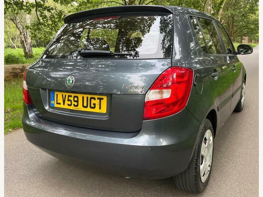 Skoda Fabia 1.6 16V 1 Tiptronic Grey #6
