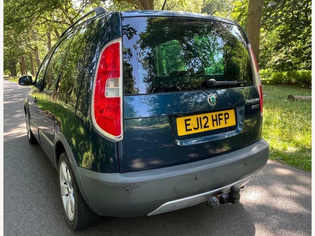 Skoda Roomster 1.6 Tdi Scout Euro 5 Blue #4