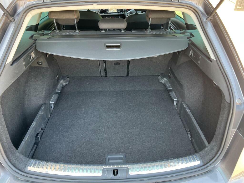 Seat Leon 2.0 Tdi Se Ss Estate 5-Door Silver #24