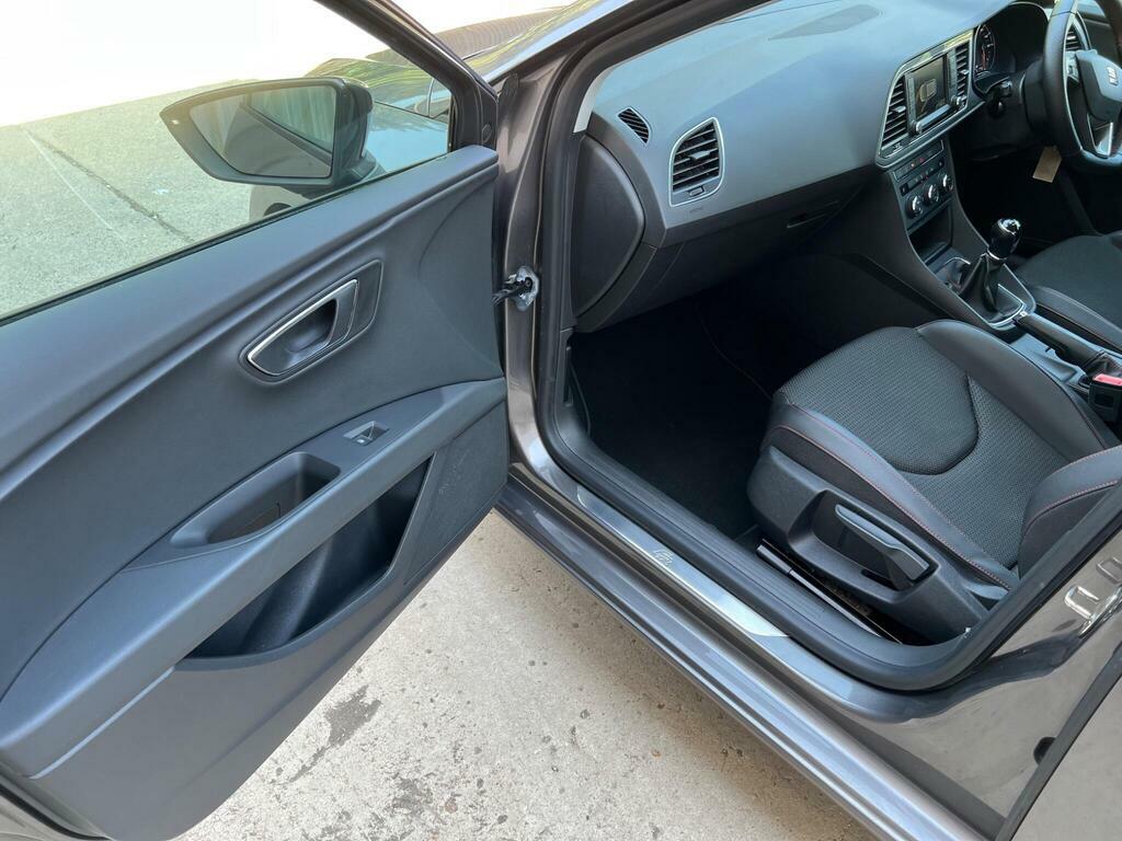 Seat Leon 2.0 Tdi Se Ss Estate 5-Door Silver #22