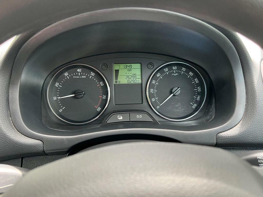 Skoda Fabia 1.2 Tsi Se Euro 6 Ss Green #12