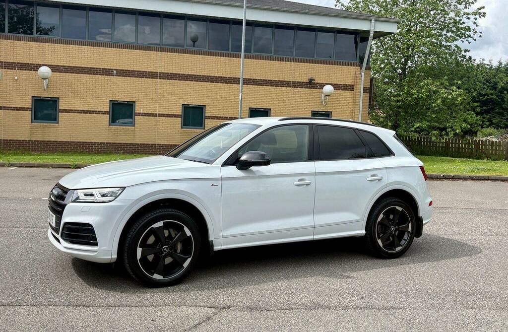 Audi Q5 Suv 2.0 Tdi 40 Black Edition S Tronic Quattro Euro SW19OTE White #4