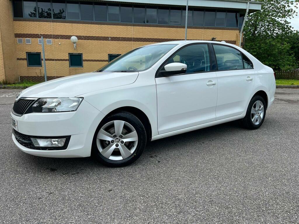 Skoda Rapid 1.4 Tdi Se Euro 6 Ss White
