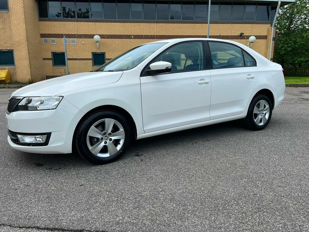 Skoda Rapid 1.4 Tdi Se Euro 6 Ss White #3