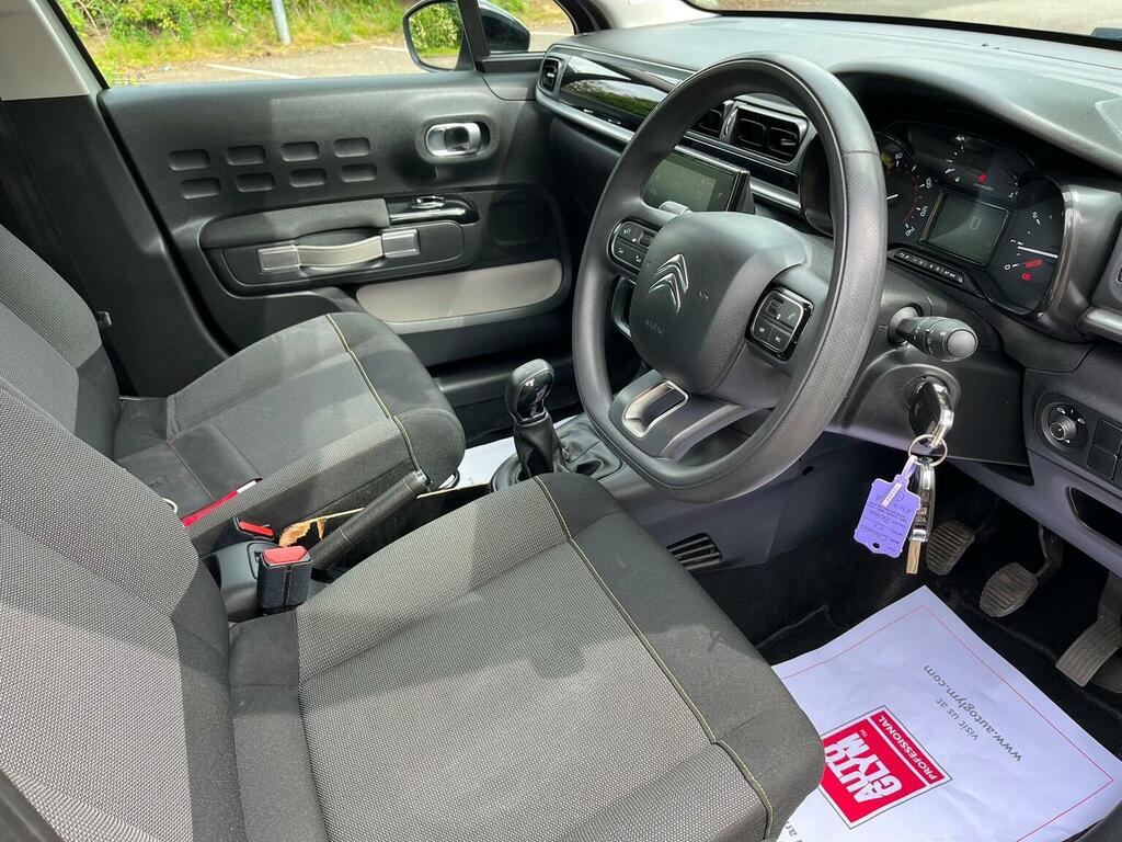 Citroen C3 1.2 Puretech 82 Flair White #52