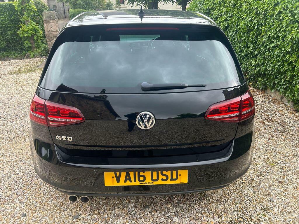 Volkswagen Golf Blue #8