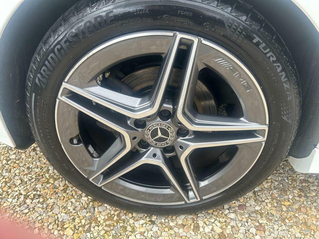 Mercedes-Benz A Class 1.5 A180d Amg Line Executive 7G-dct Euro 6 Ss White #23