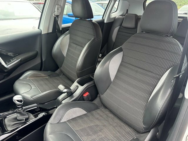 Peugeot 2008 1.6 Bluehdi Allure Suv Euro 6 S KJ16BPV White #6