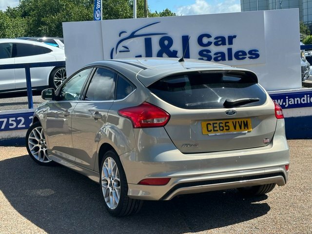 Ford Focus 1.5 Tdci Zetec S Hatchback Euro CE65VVM Gold #5