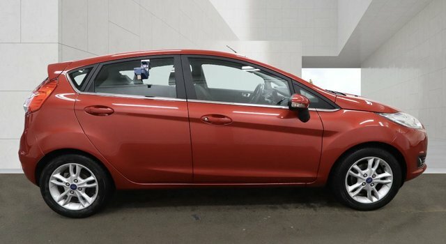 Ford Fiesta 1.0T Ecoboost Zetec Hatchback Eu Red #3