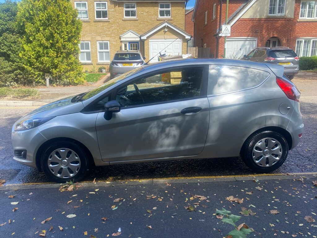 Ford Fiesta 1.6 Tdci Econetic Van YF15GLZ Silver #6
