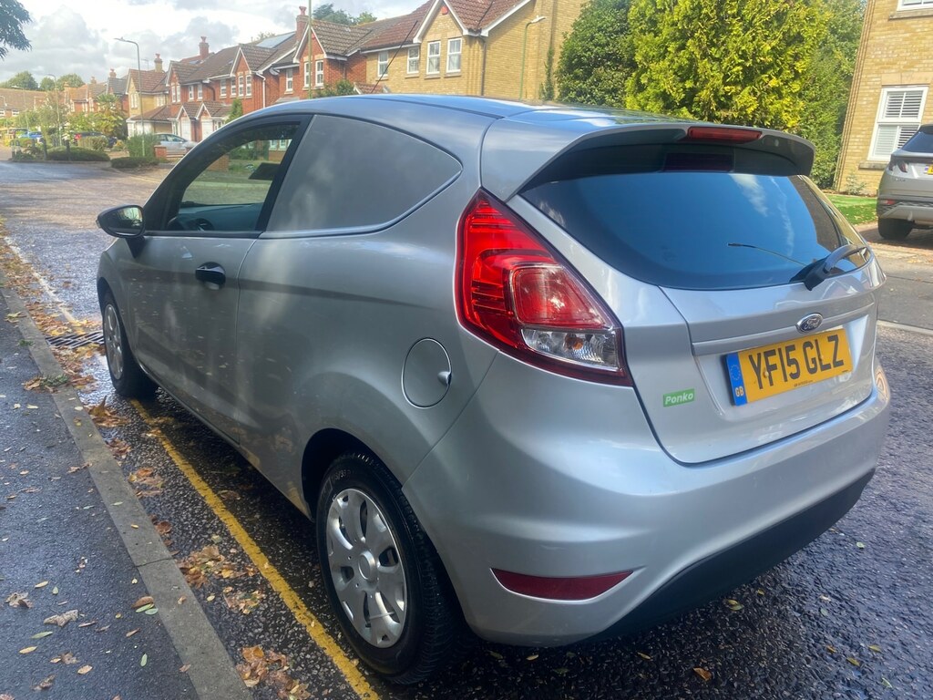 Ford Fiesta 1.6 Tdci Econetic Van YF15GLZ Silver #3