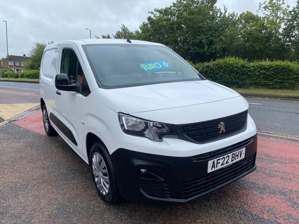 Peugeot Partner 1000 1.5 Bluehdi 100 Professional Prem Van 6 Spd White
