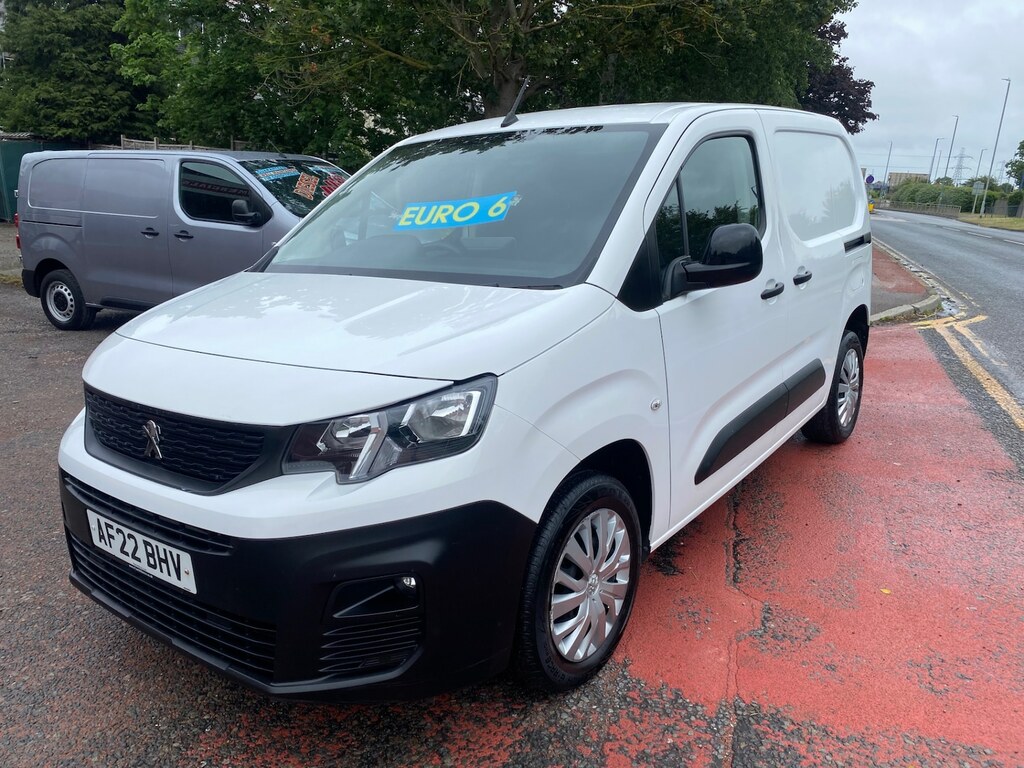 Peugeot Partner 1000 1.5 Bluehdi 100 Professional Prem Van 6 Spd White #2