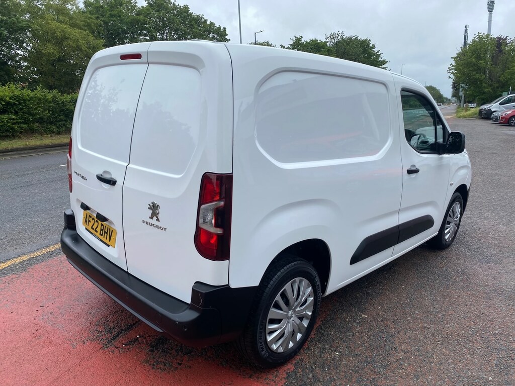 Peugeot Partner 1000 1.5 Bluehdi 100 Professional Prem Van 6 Spd White #3