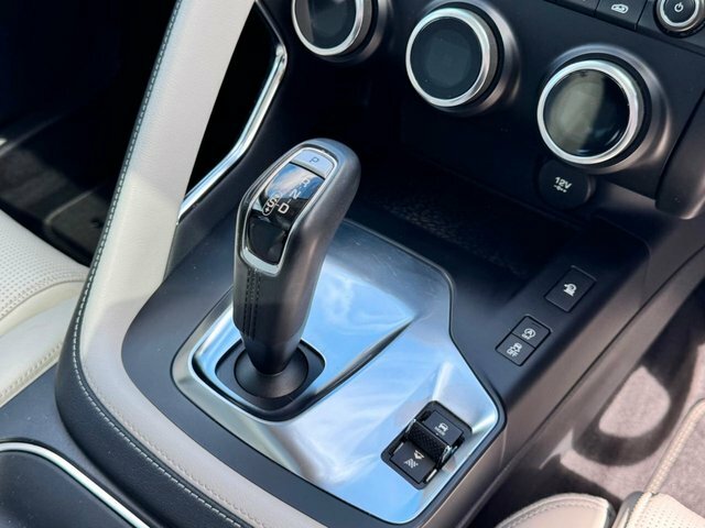 Jaguar E-Pace Se Black #19