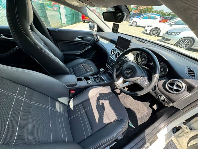 Mercedes-Benz CLA Class Cla220 Sport Cdi Grey #14