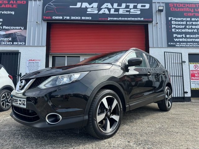 Nissan Qashqai 1.5 Dci N-connecta Suv 2Wd Euro BG66ZHZ Black #2