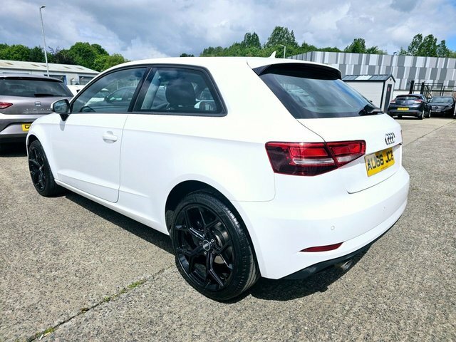 Audi A3 1.6 Tdi Se Technik Hatchback Eur AU66JCZ White #6