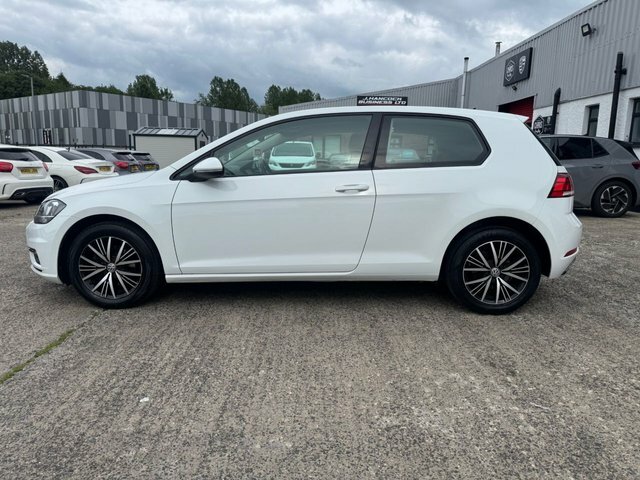 Volkswagen Golf 1.6 Tdi Bluemotion Tech Se Hatchback Ma LY67CWM Blue #4