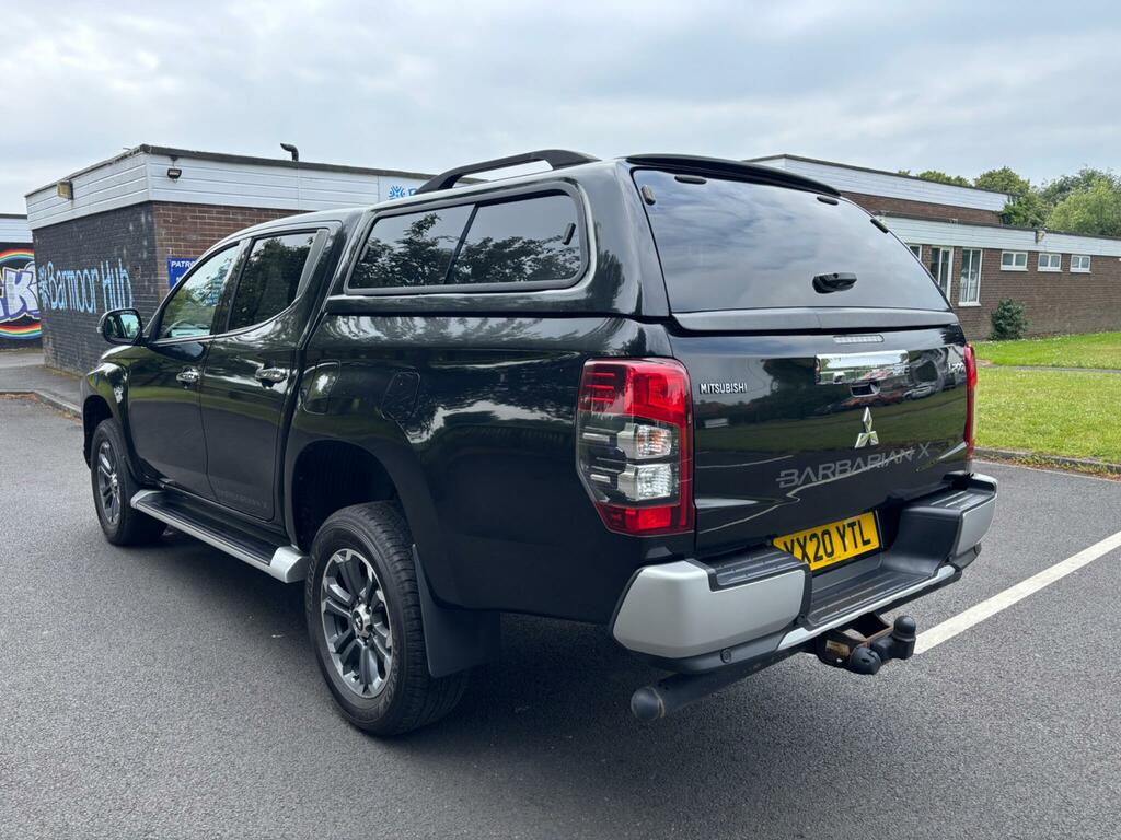 Mitsubishi L200 2.2 Di-d Dc Barbarian X 4Wd Euro 6 Ss Black #5