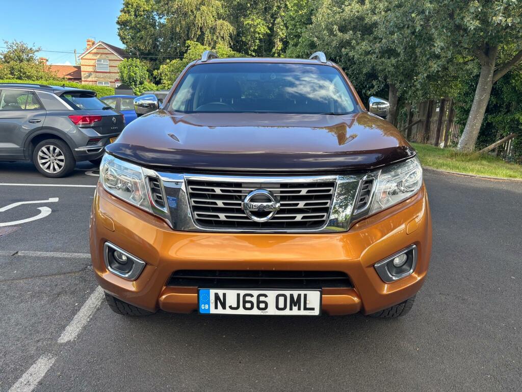 Nissan Navara 2.3 Dci Tekna 4Wd Euro 6 Ss Yellow #2