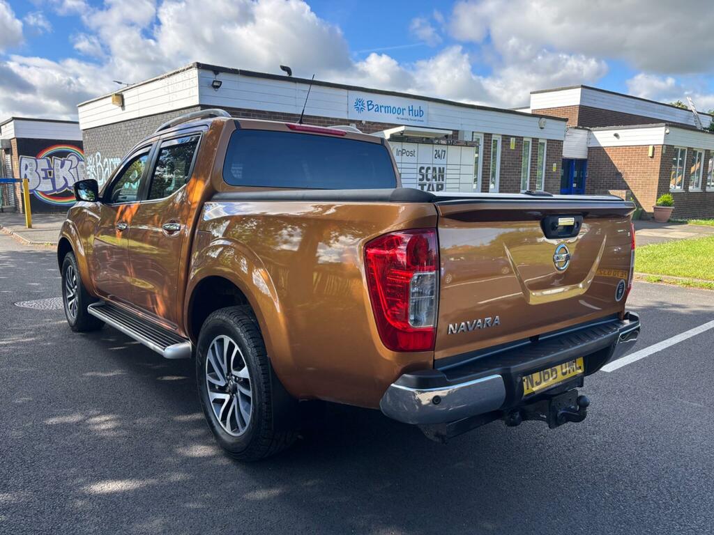 Nissan Navara 2.3 Dci Tekna 4Wd Euro 6 Ss Yellow #5