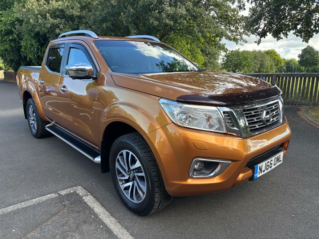 Nissan Navara 2.3 Dci Tekna 4Wd Euro 6 Ss Yellow