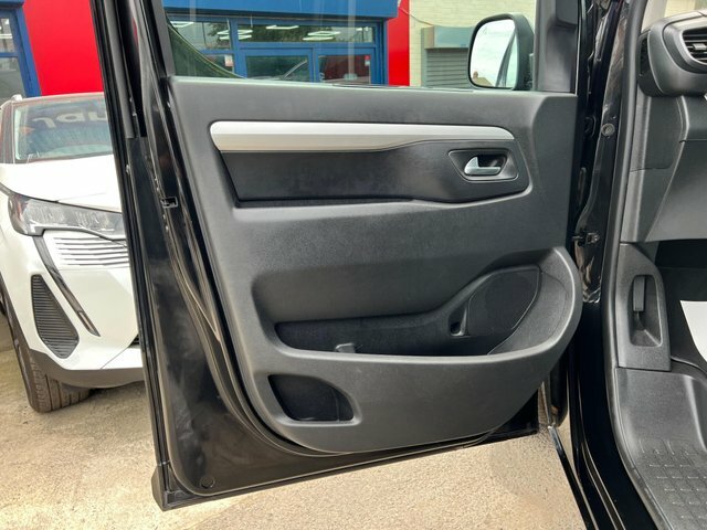 Vauxhall Vivaro Vivaro Life Elite Td Ss Red #55