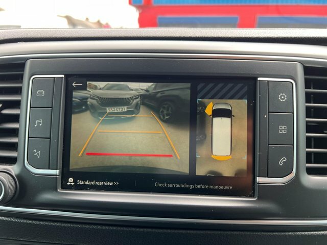 Vauxhall Vivaro Vivaro Life Elite Td Ss Red #7
