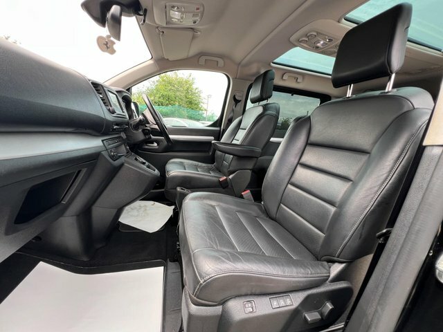 Vauxhall Vivaro Vivaro Life Elite Td Ss Red #42